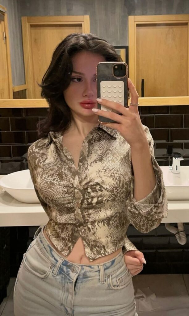 Ümraniye Escort | Atatürk Escort ve Müsait Escort Seçenekleri 5 Ümraniye Escort Bayan profilleri için zarif bir iç mekan