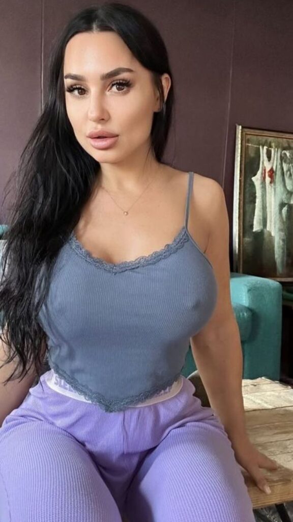 Bakırköy Escort: Florya ve Arkadaş Escort Seçenekleri 1 Bakırköy Escort sahilde akşam yürüyüşü